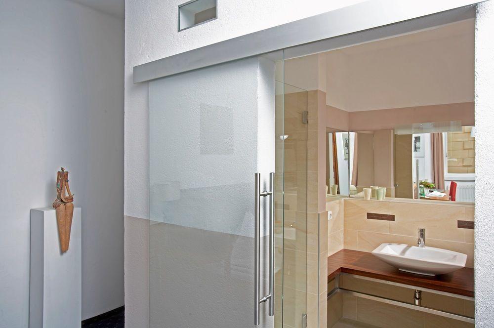 גמונדן Keramikhotel Goldener Brunnen מראה חיצוני תמונה