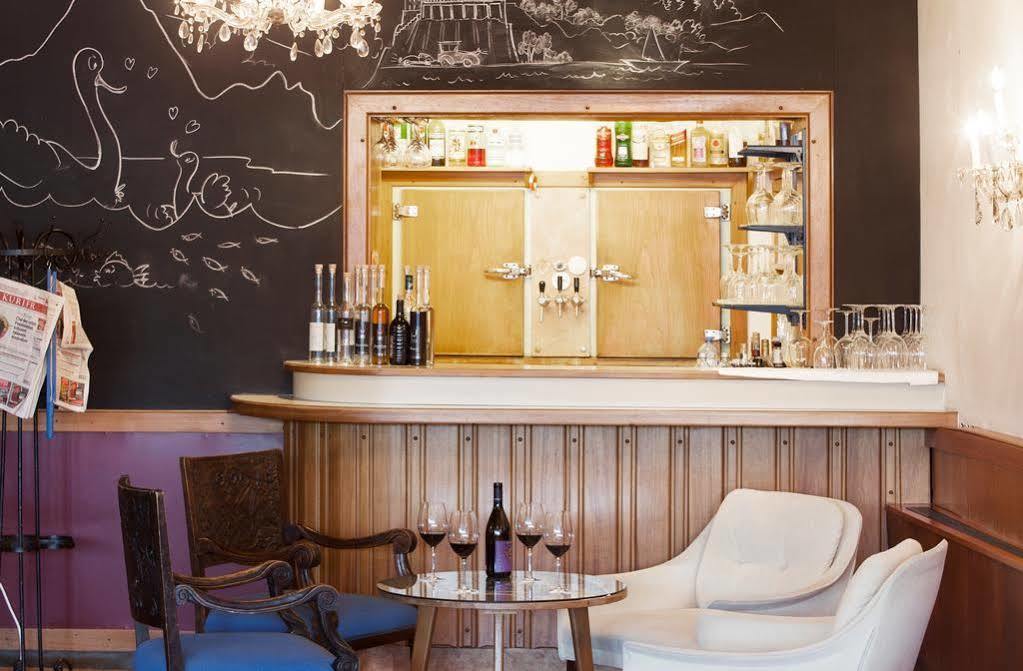 גמונדן Keramikhotel Goldener Brunnen מראה חיצוני תמונה